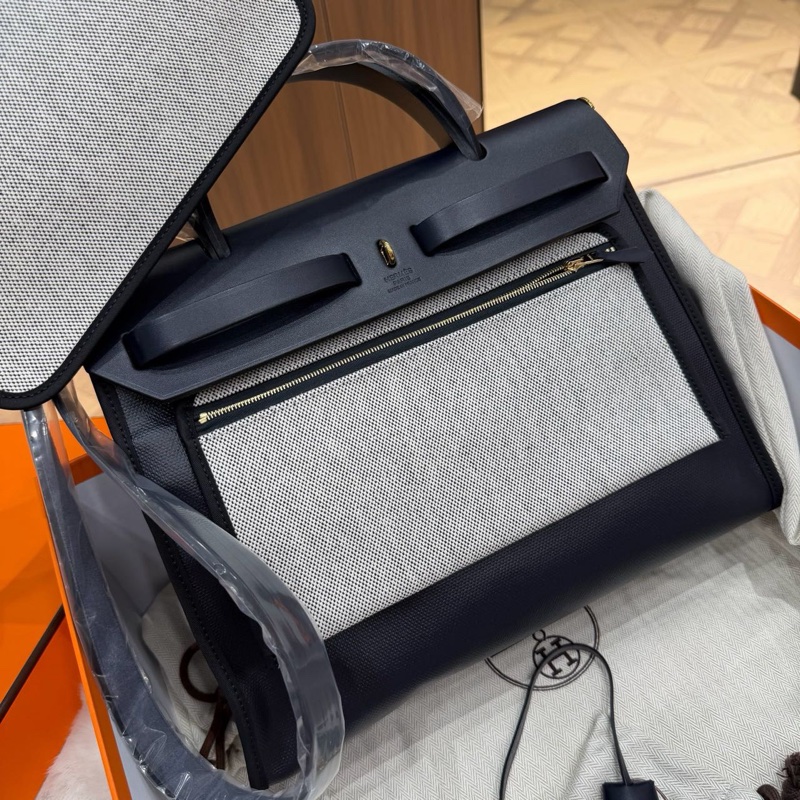 🌈Hermes💙Herbag 31💙深藍色金扣防水布🌈全新閑置🌟Stamp B🌟herbag31🌟herbag🌟愛馬仕-9
