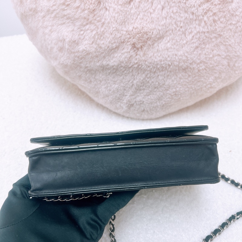 Chanel woc 黑銀漆皮鏈條包-2