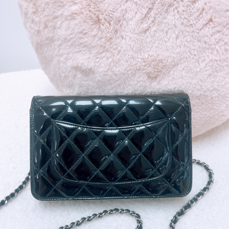Chanel woc 黑銀漆皮鏈條包-6