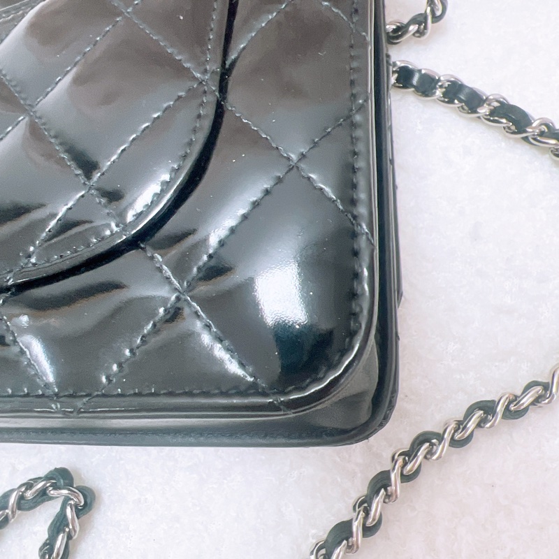 Chanel woc 黑銀漆皮鏈條包-8