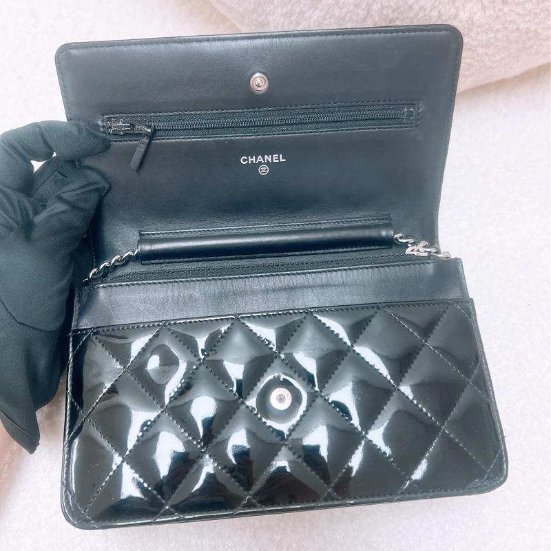 Chanel woc 黑銀漆皮鏈條包-9