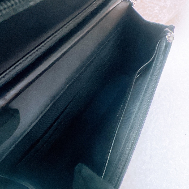 Chanel woc 黑銀漆皮鏈條包-10