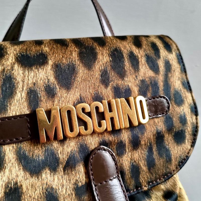義大利製老品 #MOSCHINO 豹紋後背包 / LOVE & PEACE-1
