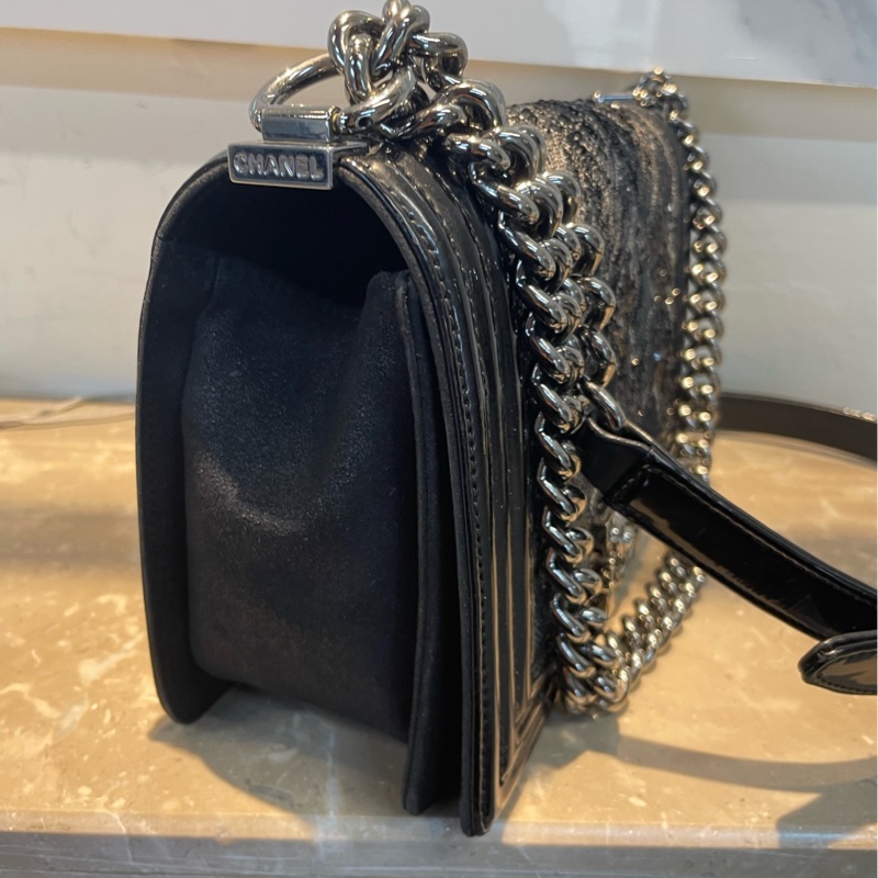 Chanel Leboy 特別款中號漆皮-13