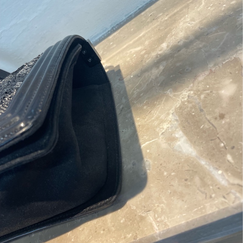 Chanel Leboy 特別款中號漆皮-14