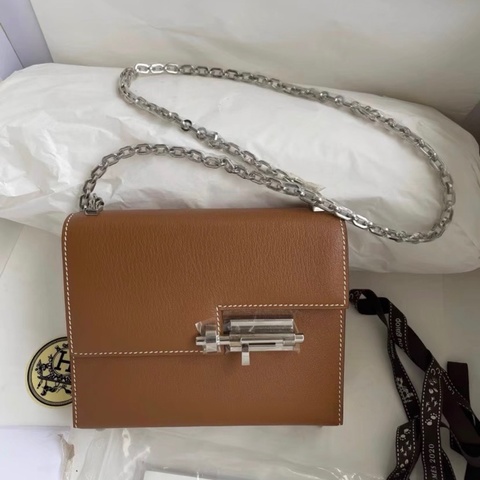 請先確認有貨再拍🩷 Hermes Mini Verrou 棕色焦糖色a刻，无附件