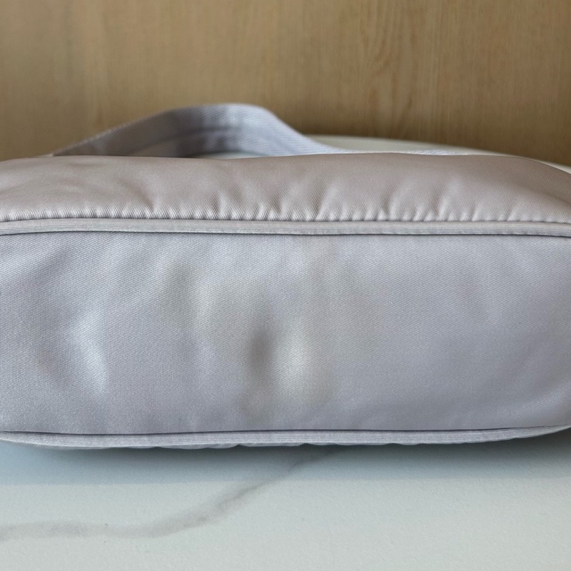 Prada 普拉達baby blue hobo腋下包。-6