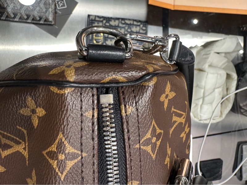 近新品🌟 Louis Vuitton LV Speedy Soft 30 Dark-1