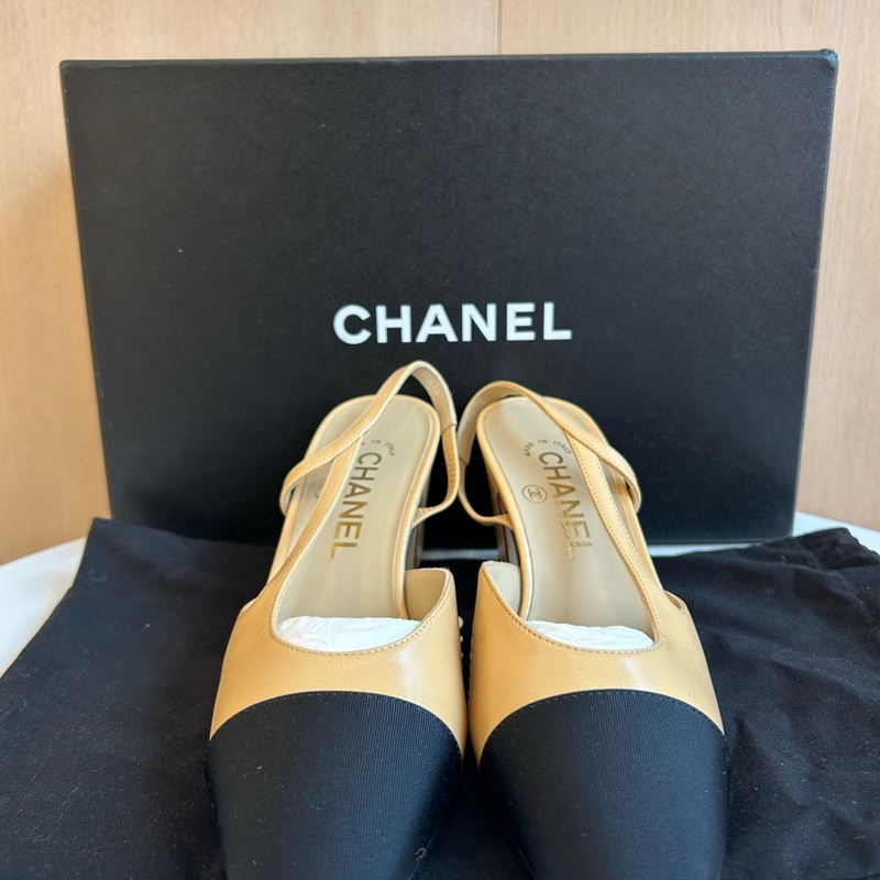 Chanel香奈兒slingback 經典米黑配色粗跟涼鞋-1