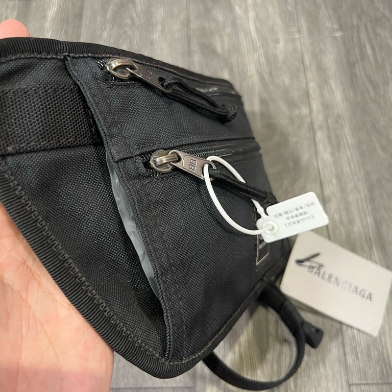 balenciaga 斜挎包-4