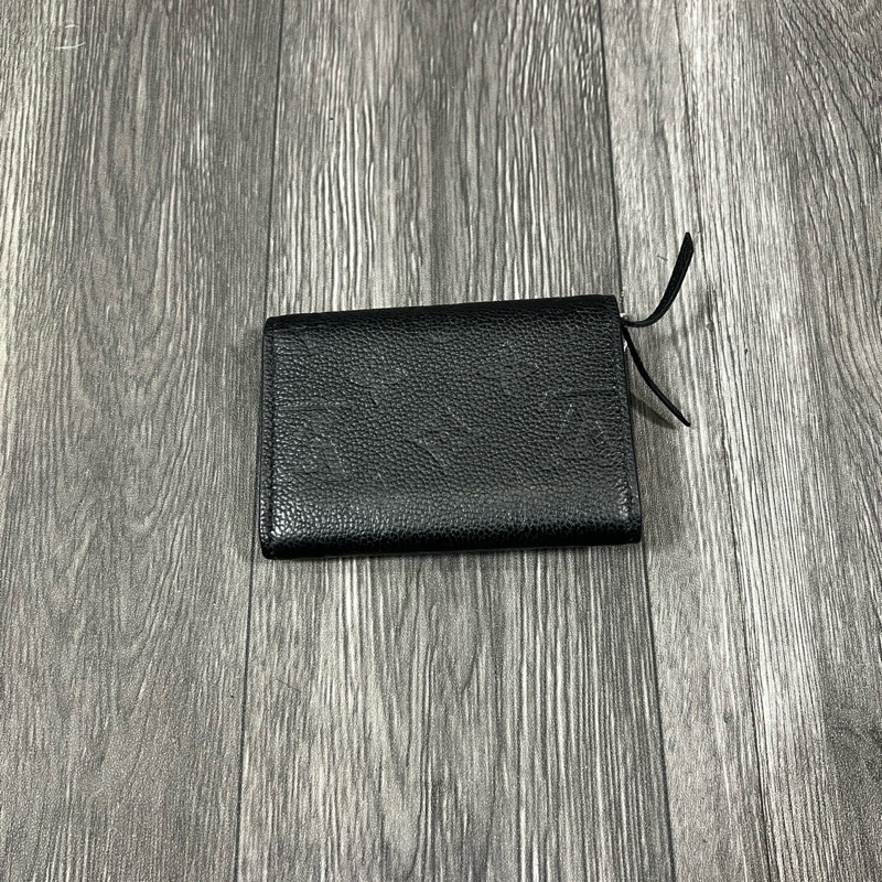 Lv 滿印壓紋 摺疊錢包-1