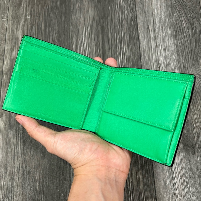 巴黎世家 黑綠 短夾 摺疊錢包-2