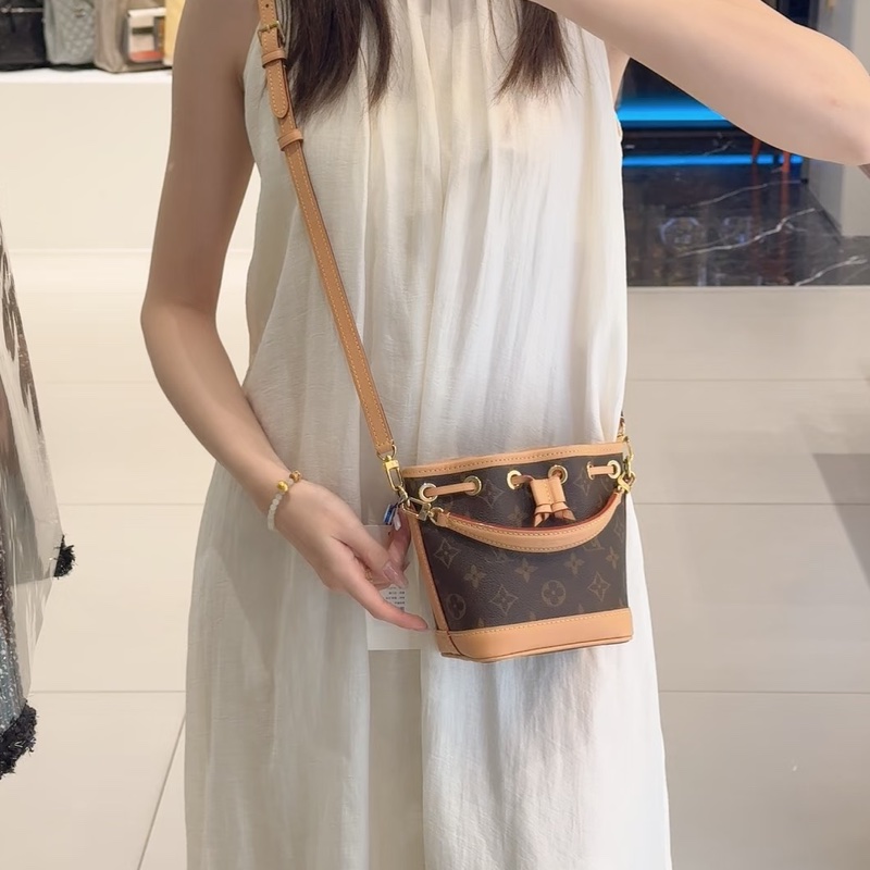 🍓Louis Vuitton路易威登老花Nano neo mini 小水桶單肩斜挎包-42
