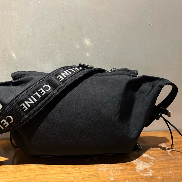 CELINE 郵差袋 登山袋 斜背包 尼龍 MEDIUM MESSENGER TREKKING IN NYLON WITH CELINE PRINT-11