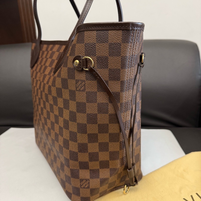 Louis Vuitton路易威登棕色棋盤格Neverfull中號nf單肩包托特包tote紅色內里 尺寸:31 x 28 x 14-2