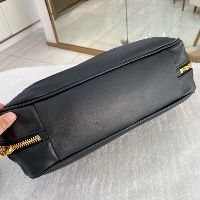 幾乎全新 繆繆/Miu Miu 黑色小牛皮保齡球公文包 單肩手提斜挎包,容量大 尺寸23×34×10cm-4