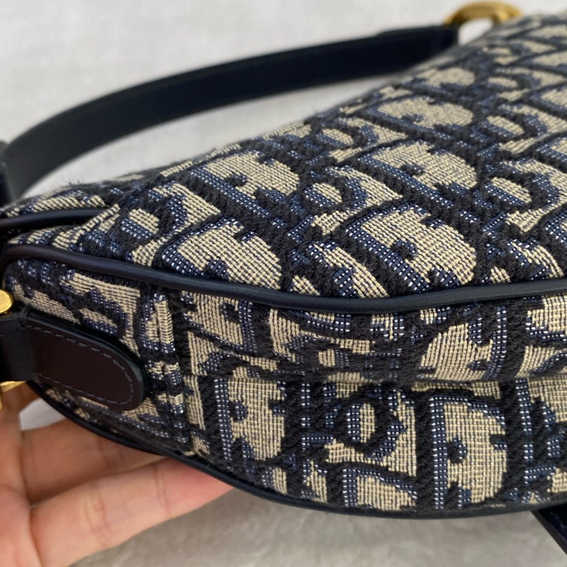 迪奧/Dior saddle經典老花刺繡帆布馬鞍包,22年,尺寸19×15×6cm-5