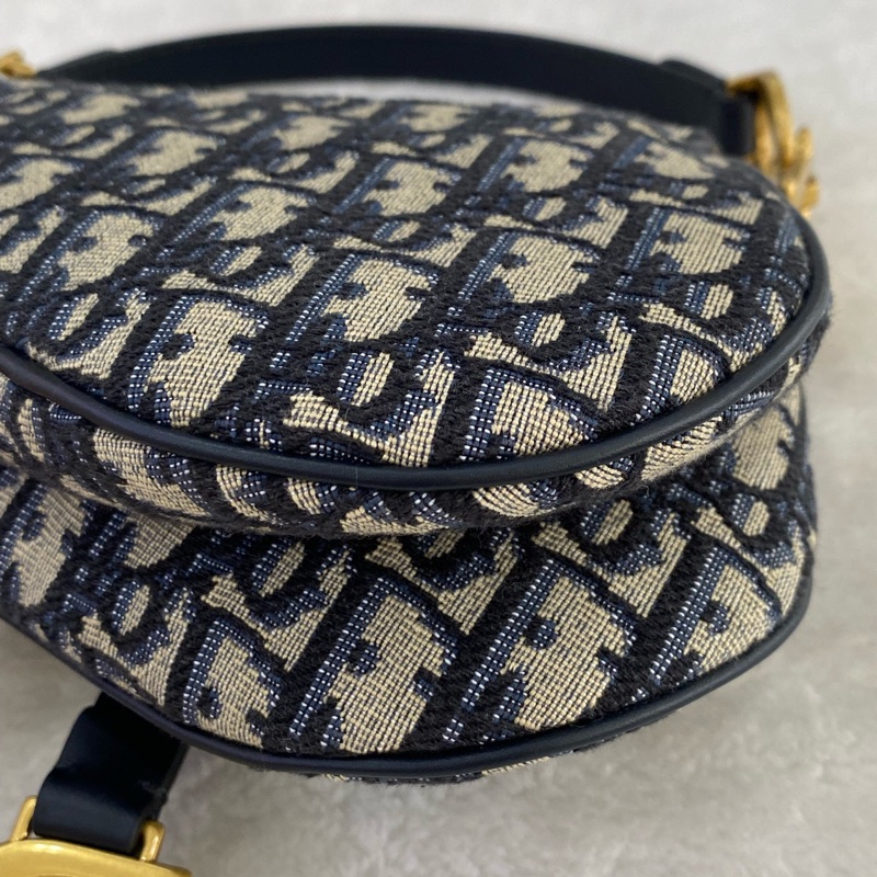迪奧/Dior saddle經典老花刺繡帆布馬鞍包,22年,尺寸19×15×6cm-6