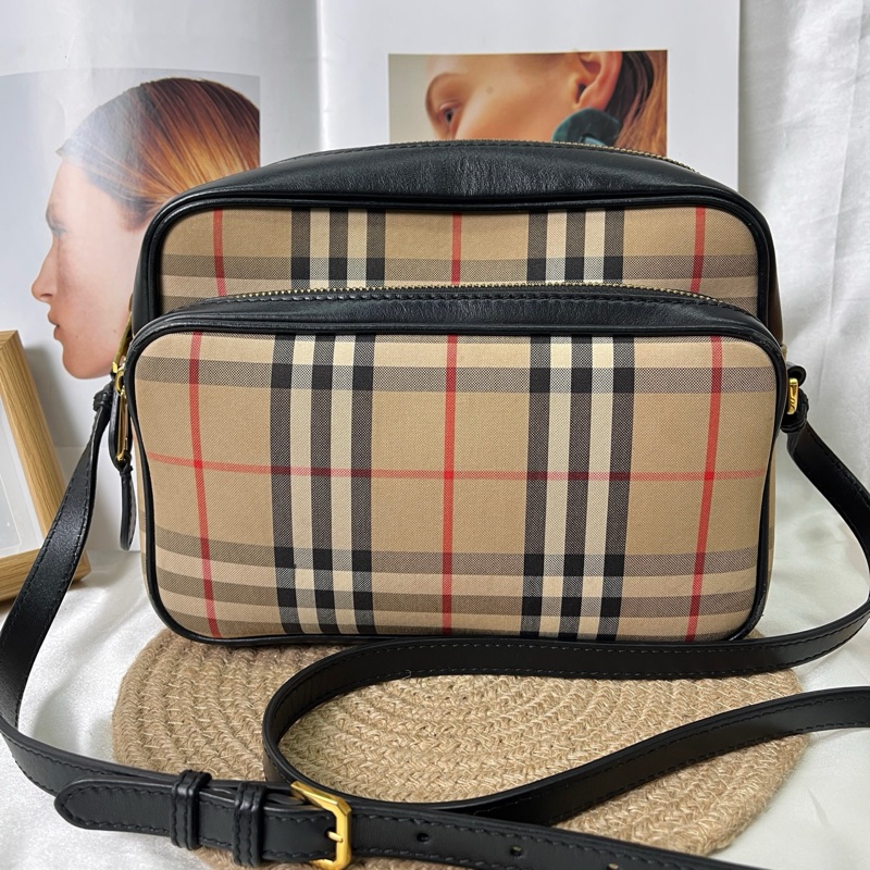 Burberry 經典格紋雙層相機包 尺寸23.5x18x10-0