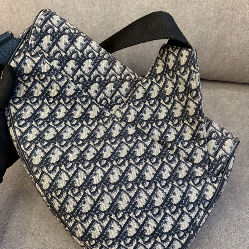 DIOR老花馬鞍釦包-4