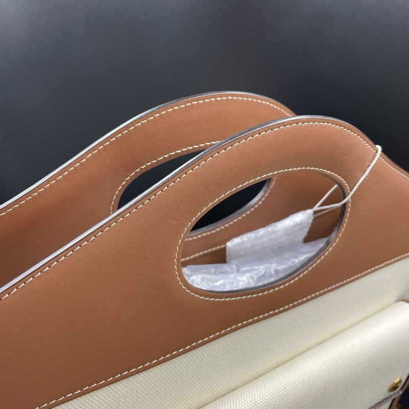 Burberry帆布郵差中號斜挎包 底長37cm  🈚附件-7