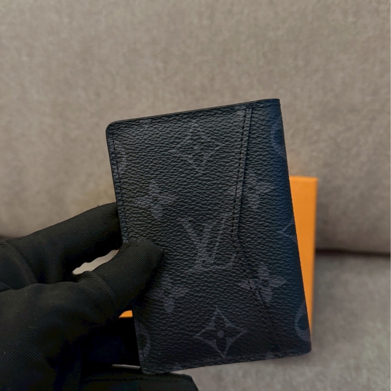 LV黑老花卡包-1