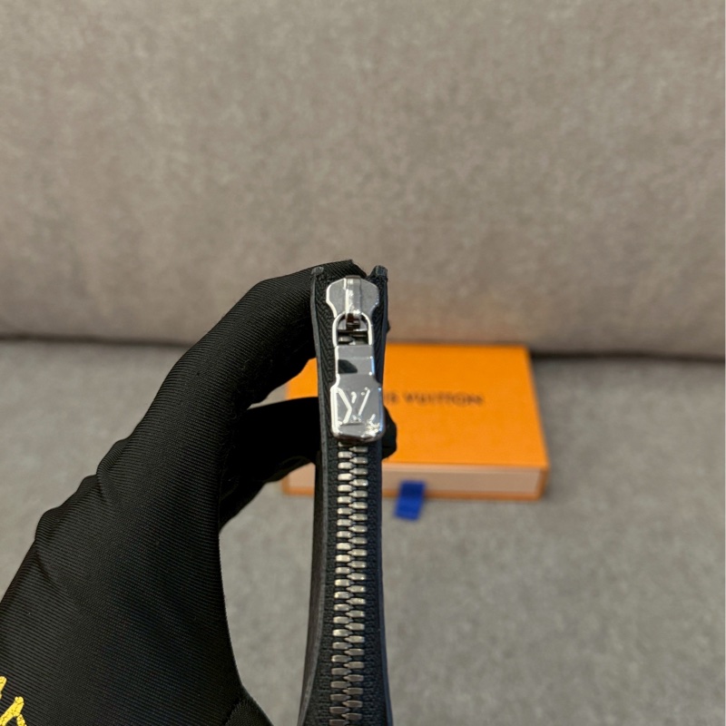 LV黑老花零錢包-3