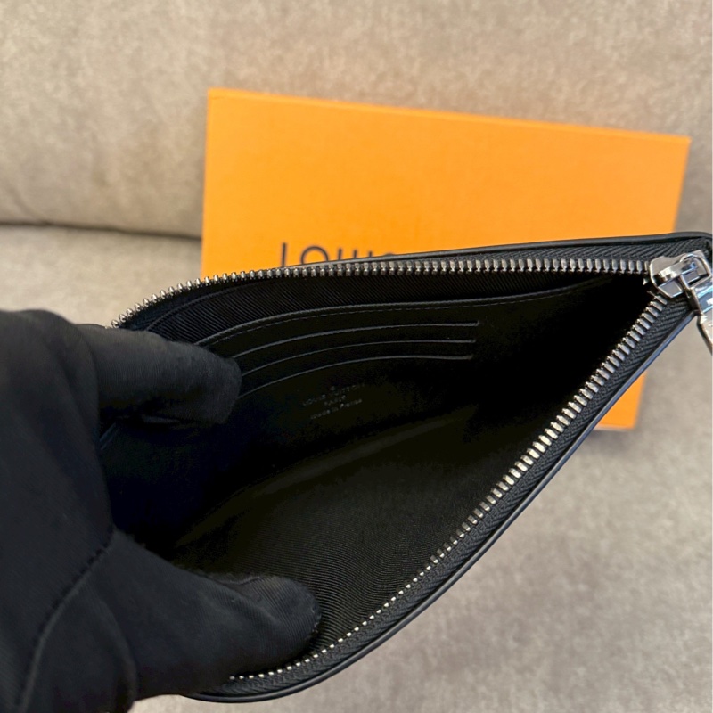 LV黑老花中型卡包-2