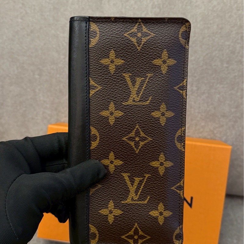 LV雙色老花拼接長夾-1