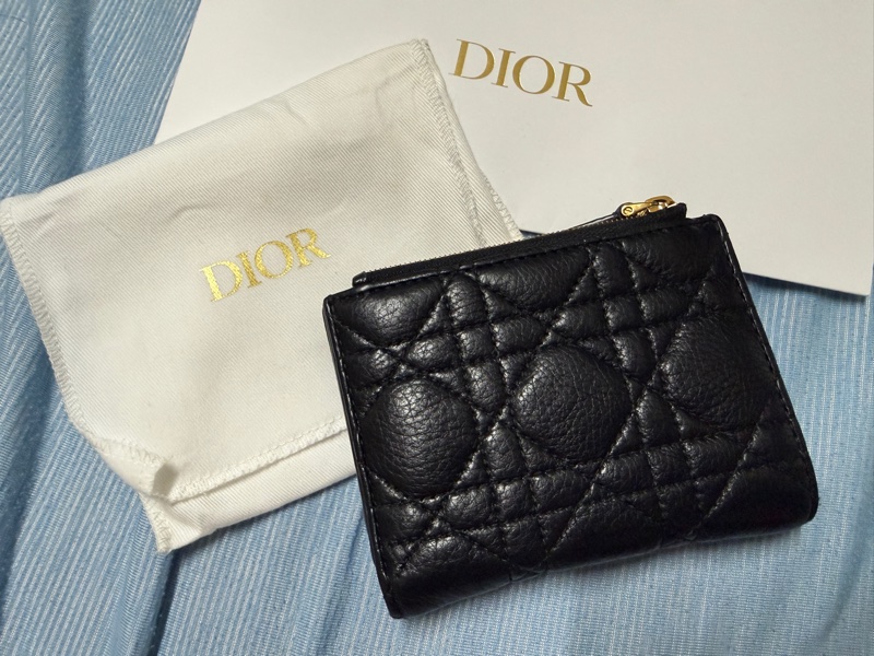 近全新✨附購證 Dior Caro 黑金小牛皮短夾-6