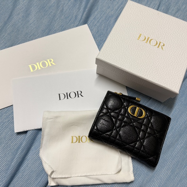 近全新✨附購證 Dior Caro 黑金小牛皮短夾-15