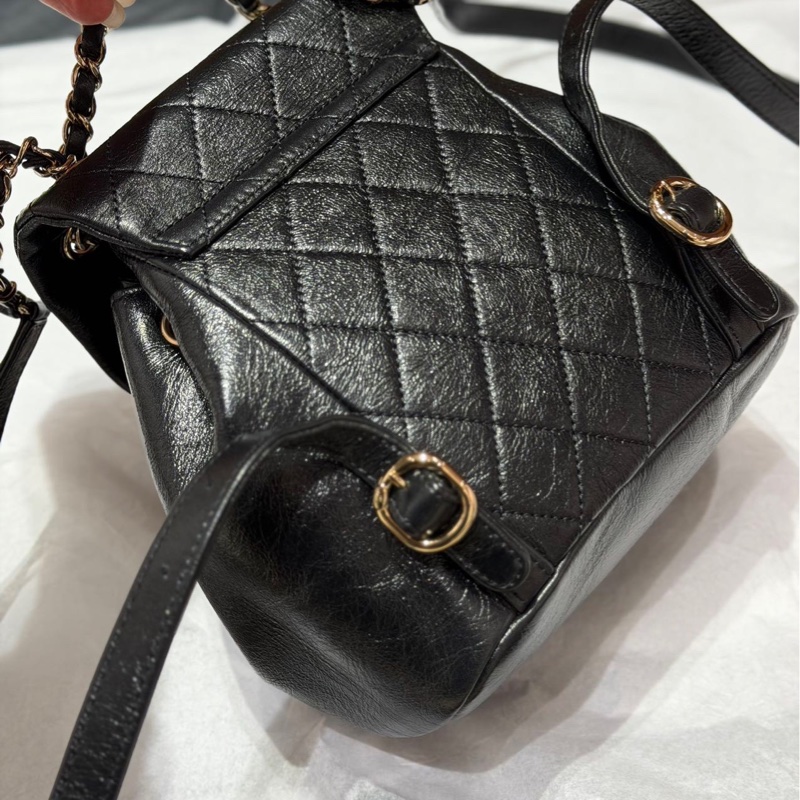 Chanel 芯片款 油蠟牛皮 duma雙肩背包 尺寸約18.5*18-4