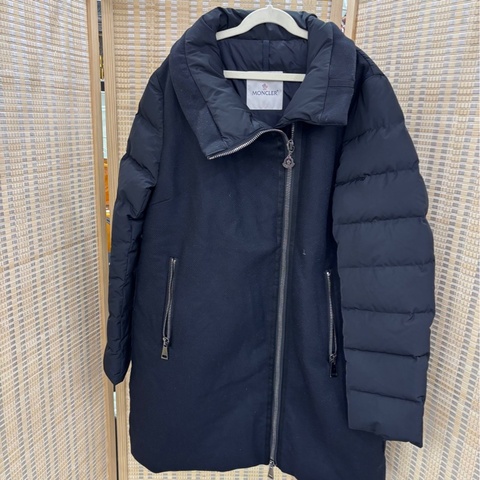 Moncler盟可睞 拼接款立領羽絨服