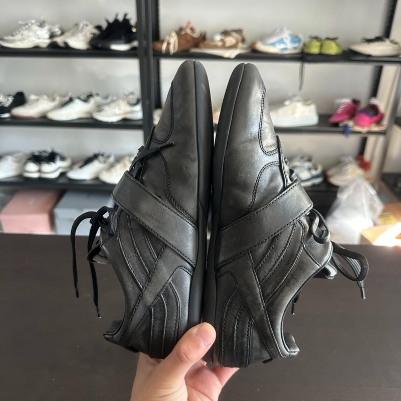 miumiu繆繆25fw新款薄底金扣德訓鞋 做舊黑 38.5碼-6