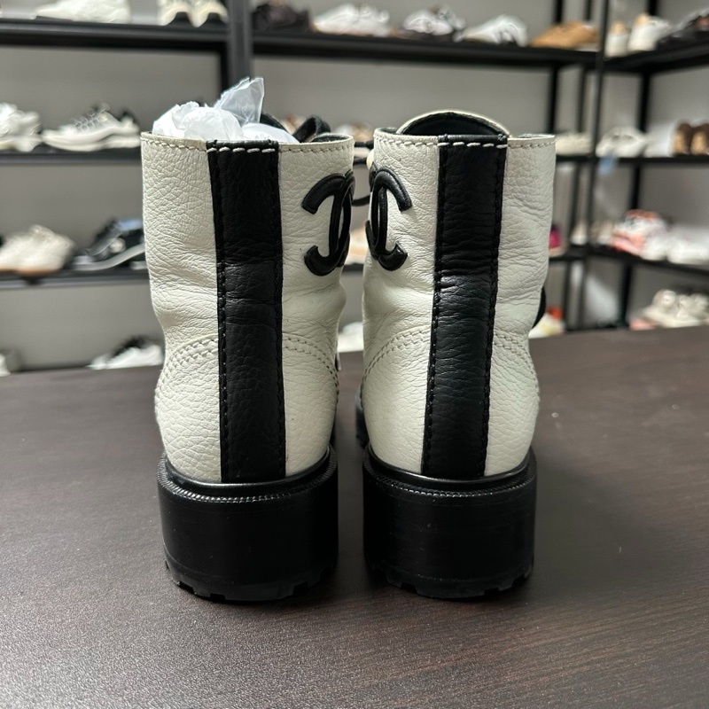 Chanel香奈兒黑白熊貓珍珠雙c馬丁靴 靴子 36碼-2