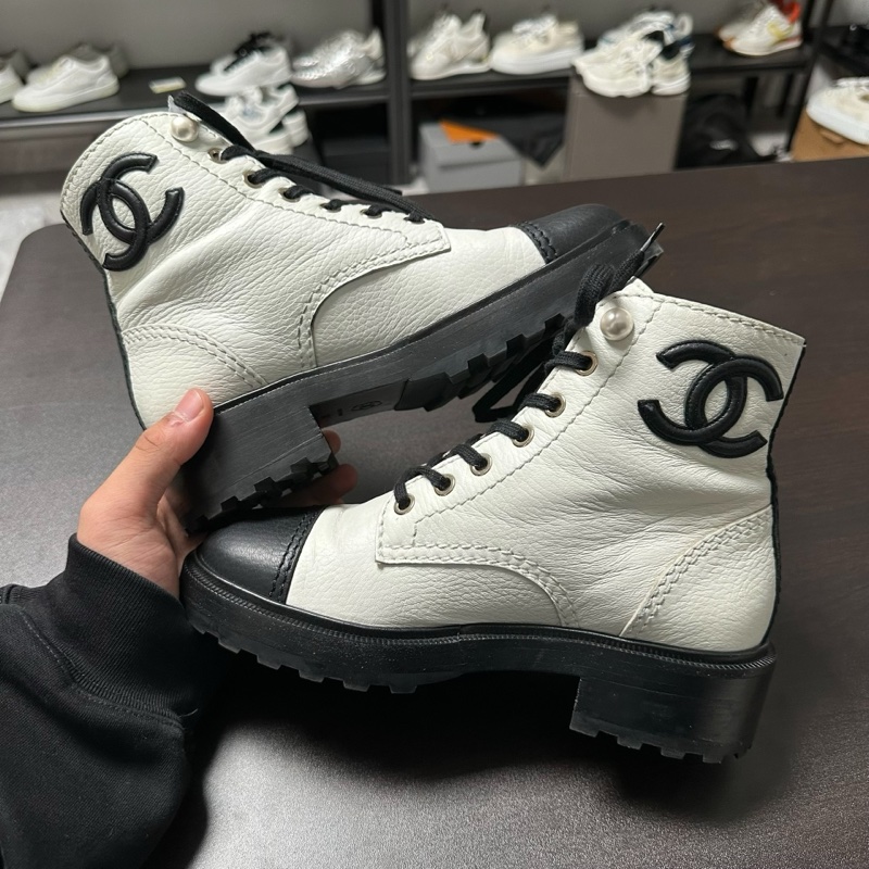 Chanel香奈兒黑白熊貓珍珠雙c馬丁靴 靴子 36碼-3