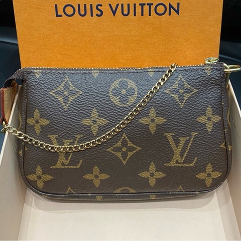 路易威登/Louis Vuitton Mini Pochette  22年