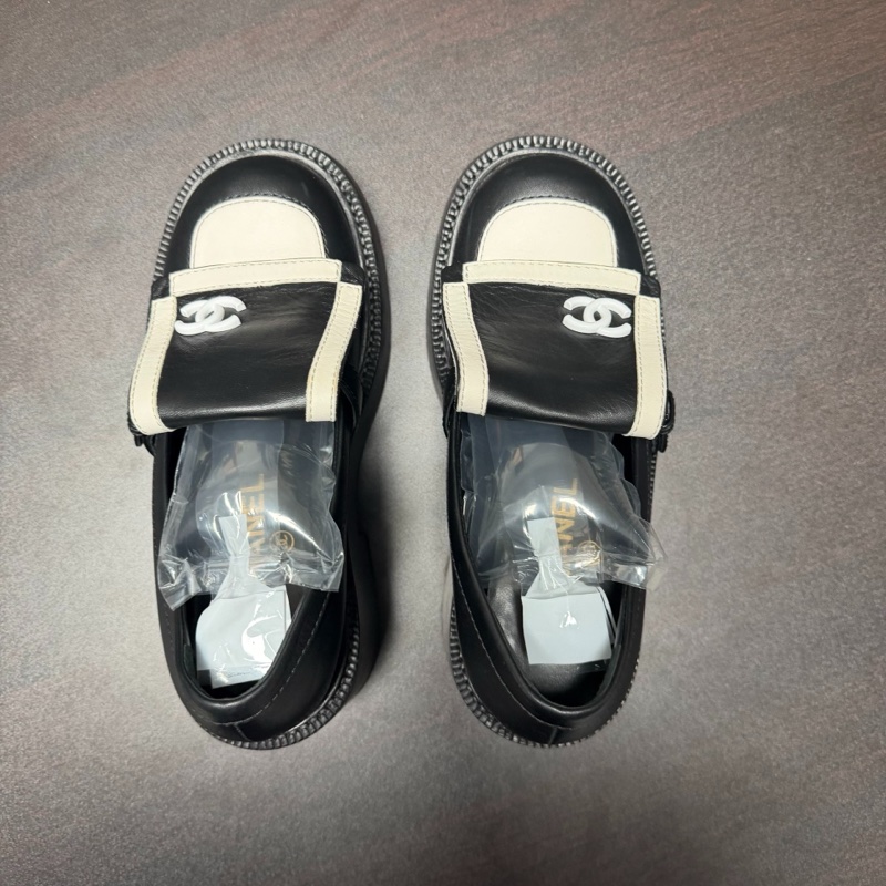 Chanel 24B熊貓黑白配色厚底樂福鞋 35碼-3