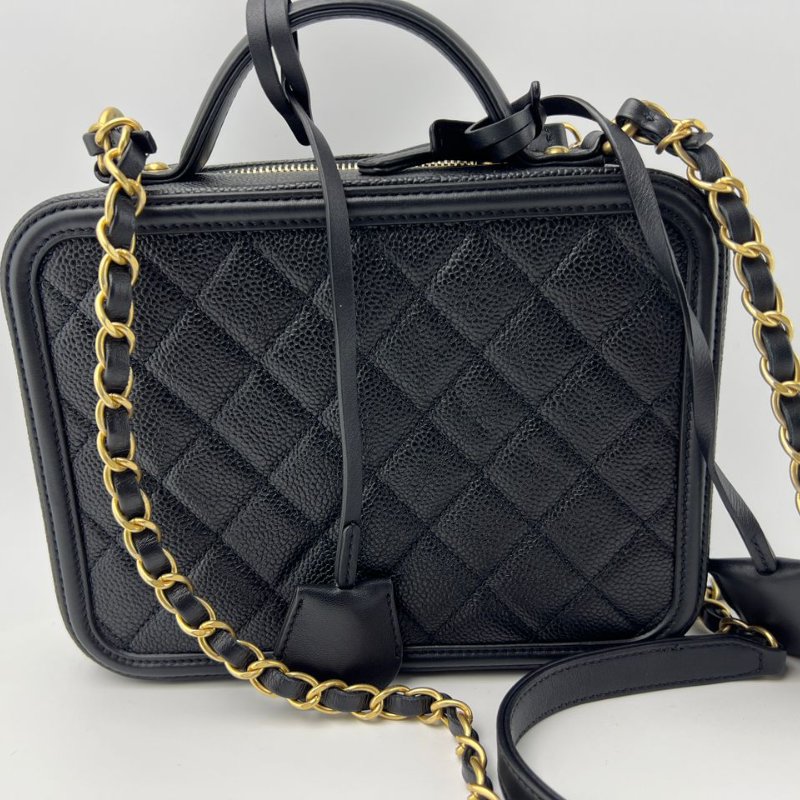 Chanel Vanity Case 相機包-11