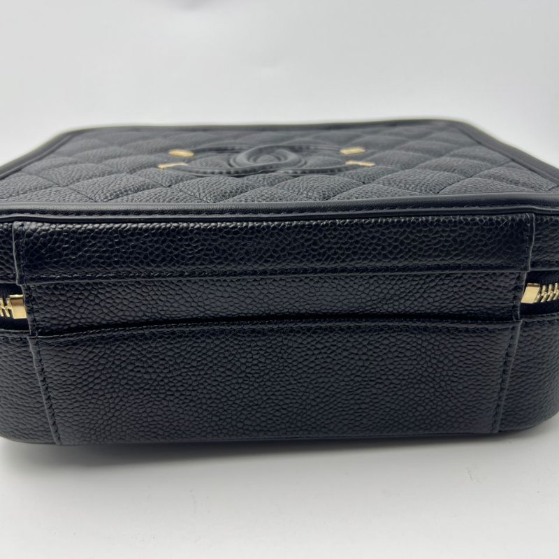 Chanel Vanity Case 相機包-12