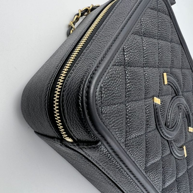 Chanel Vanity Case 相機包-13