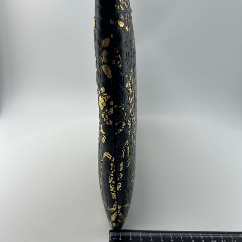 Chanel 2.55 Reissue 塗鴉手拿包-1