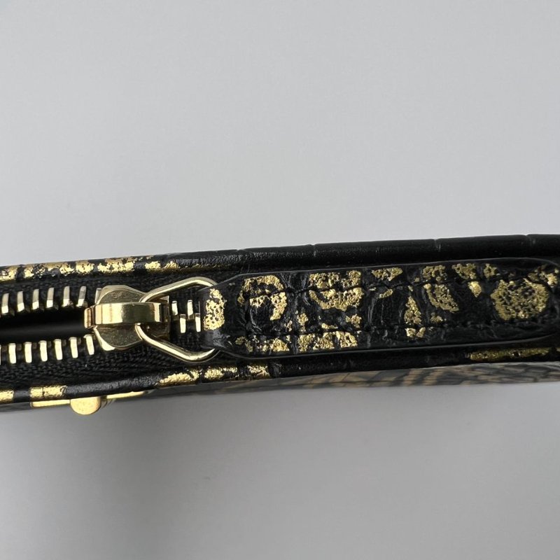 Chanel 2.55 Reissue 塗鴉手拿包-18