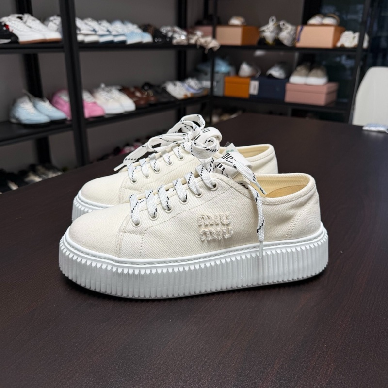 Miumiu繆繆 25s厚底新款餅乾鞋 白色 39碼-0