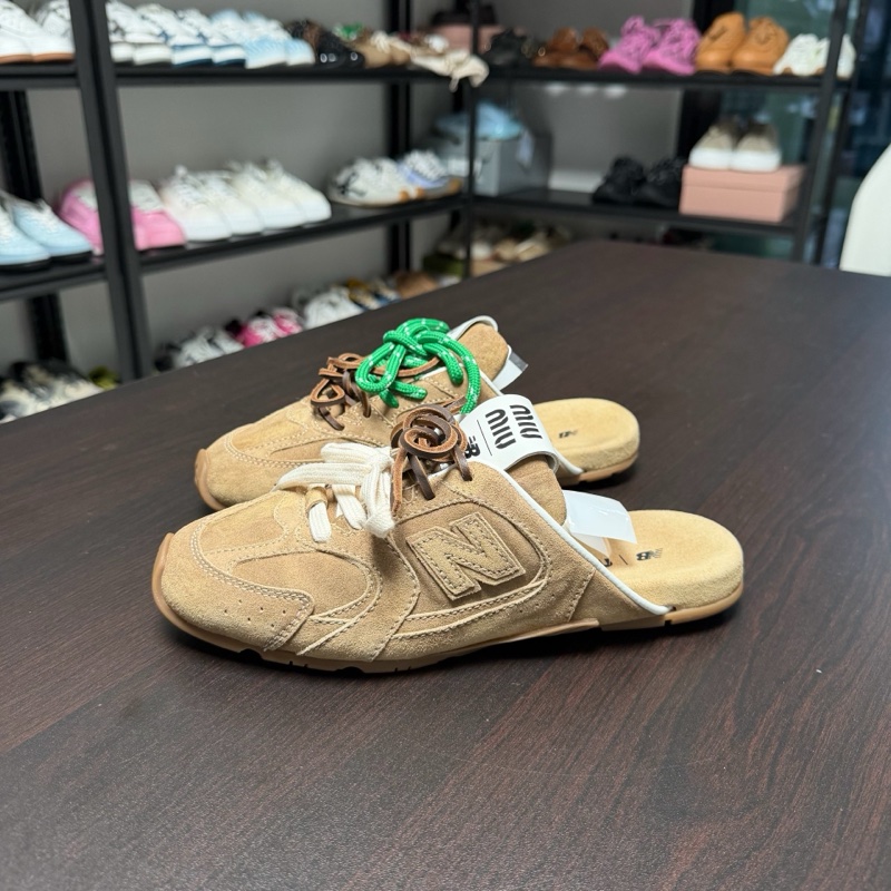 Miumiu nb繆繆聯名 半拖系列 卡其色 36碼-0