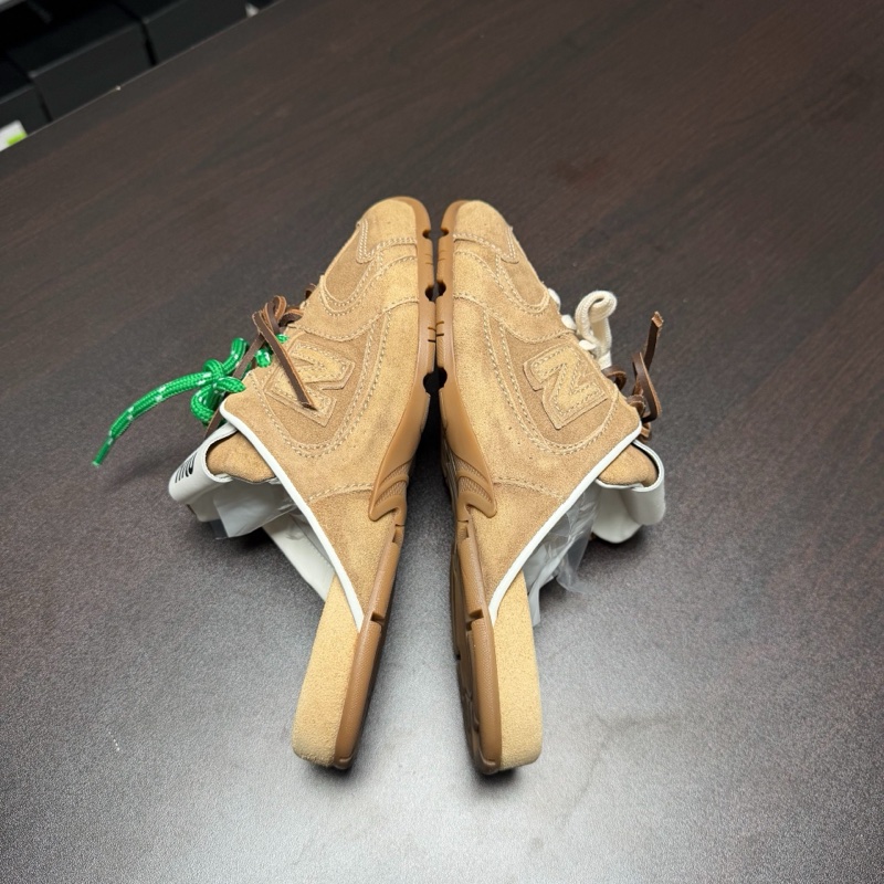 Miumiu nb繆繆聯名 半拖系列 卡其色 36碼-5