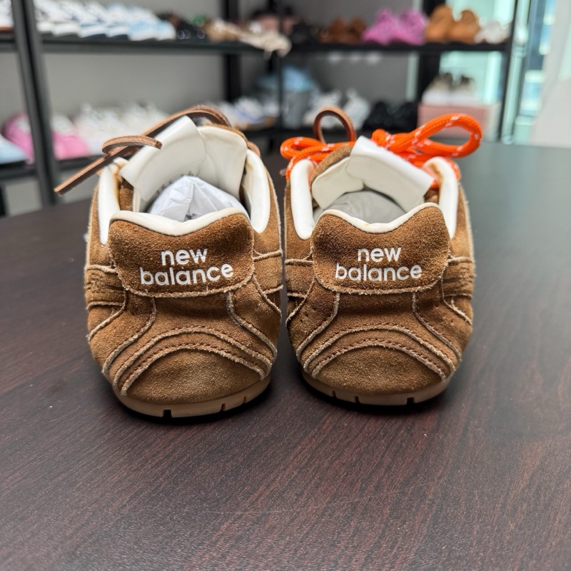 miumiu繆繆 newbalence530薄底鞋 褐色 36碼-2