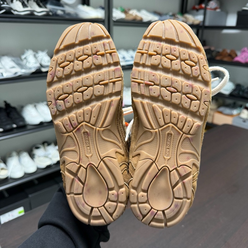 miumiu繆繆 newbalence530薄底鞋 褐色 36碼-7