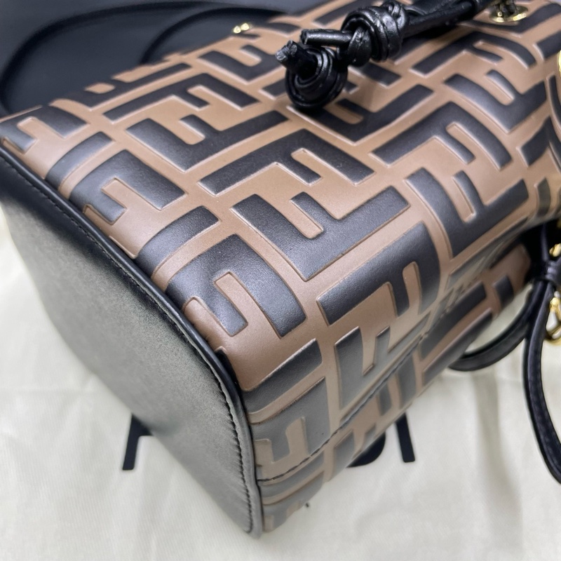 芬迪/Fendi老花水桶手提斜挎包 12*18 Mon Tresor迷你水桶手袋-6