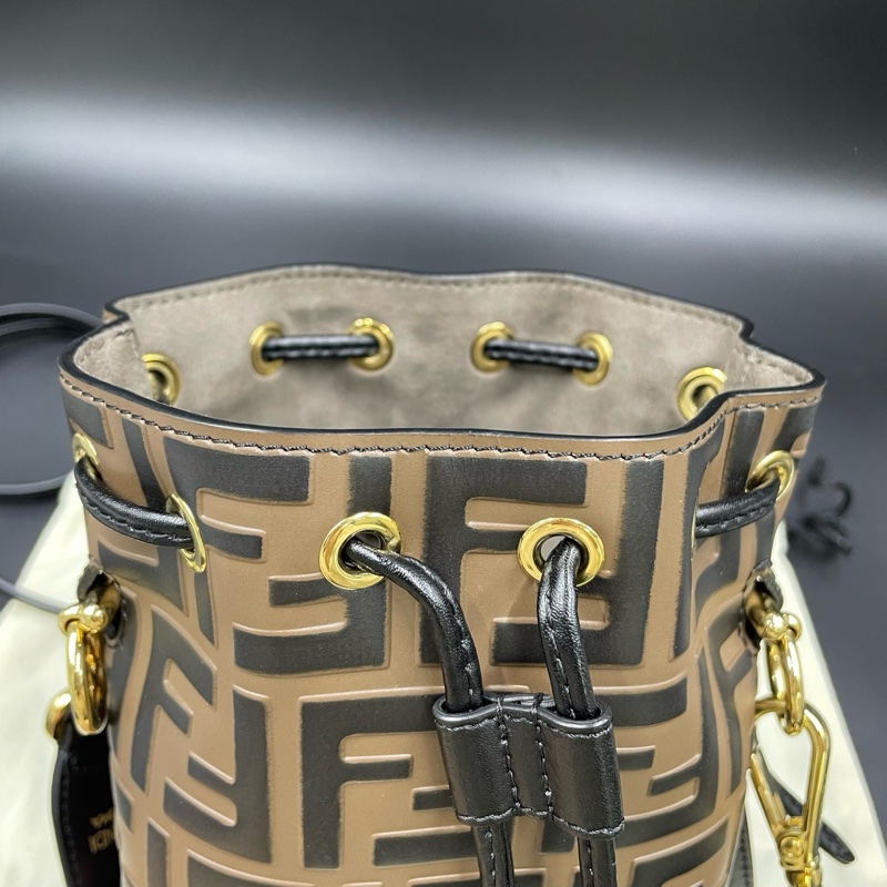 芬迪/Fendi老花水桶手提斜挎包 12*18 Mon Tresor迷你水桶手袋-8